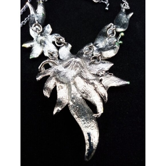 Floral & Butterfly Statement Necklace Rhinestone Accents Green Silver-Tone Metal - Picture 12 of 16